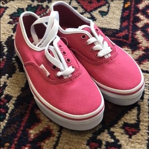 NWOT pink canvas lace up Vans kids 13